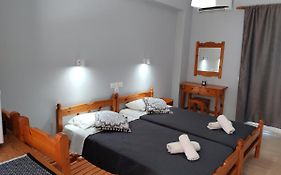 Valentinos Apartments